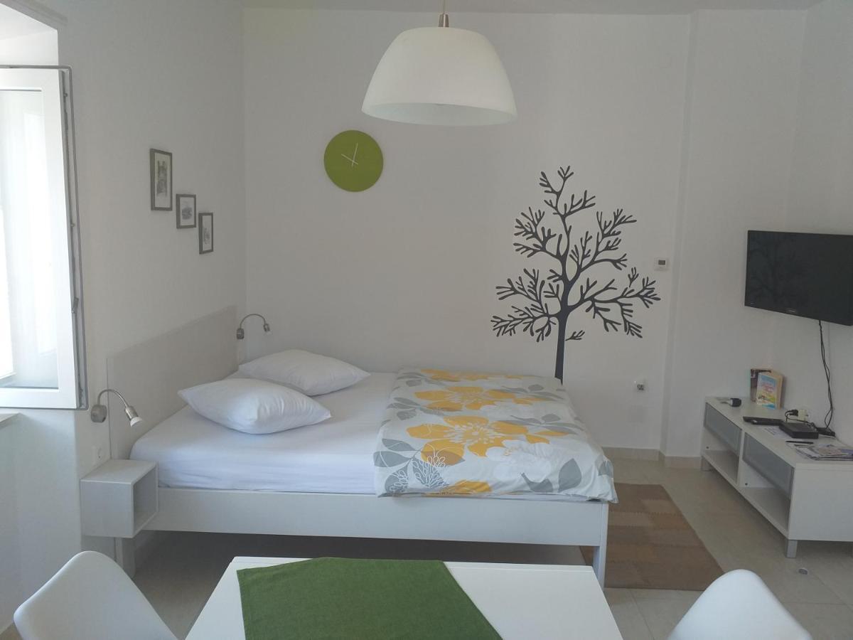 קורצולה Apartment Punat מראה חיצוני תמונה